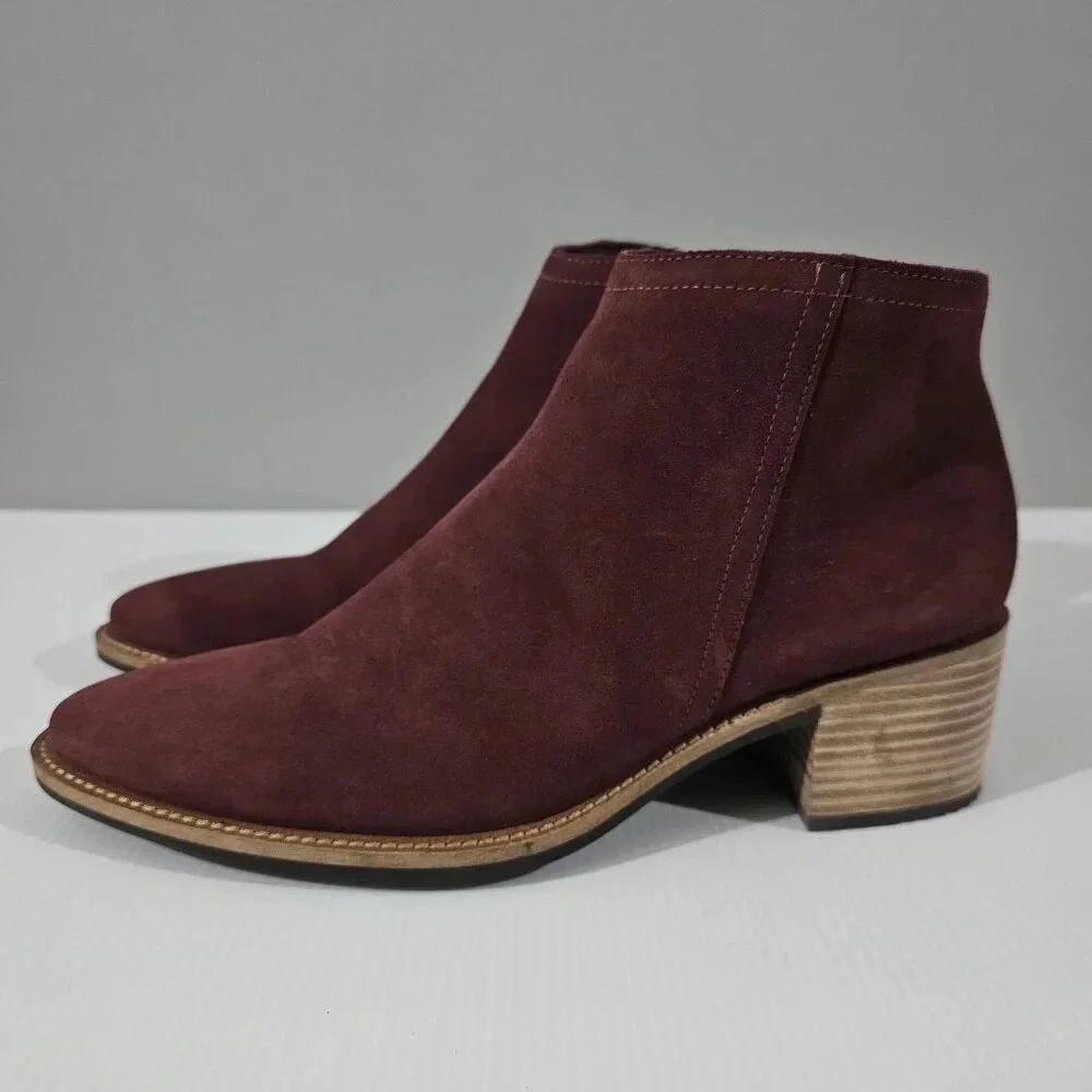 Ecco Shape 35 Sartorelle Ankle Boot EU 40 Red Suede Water Resistant Low Heel NEW